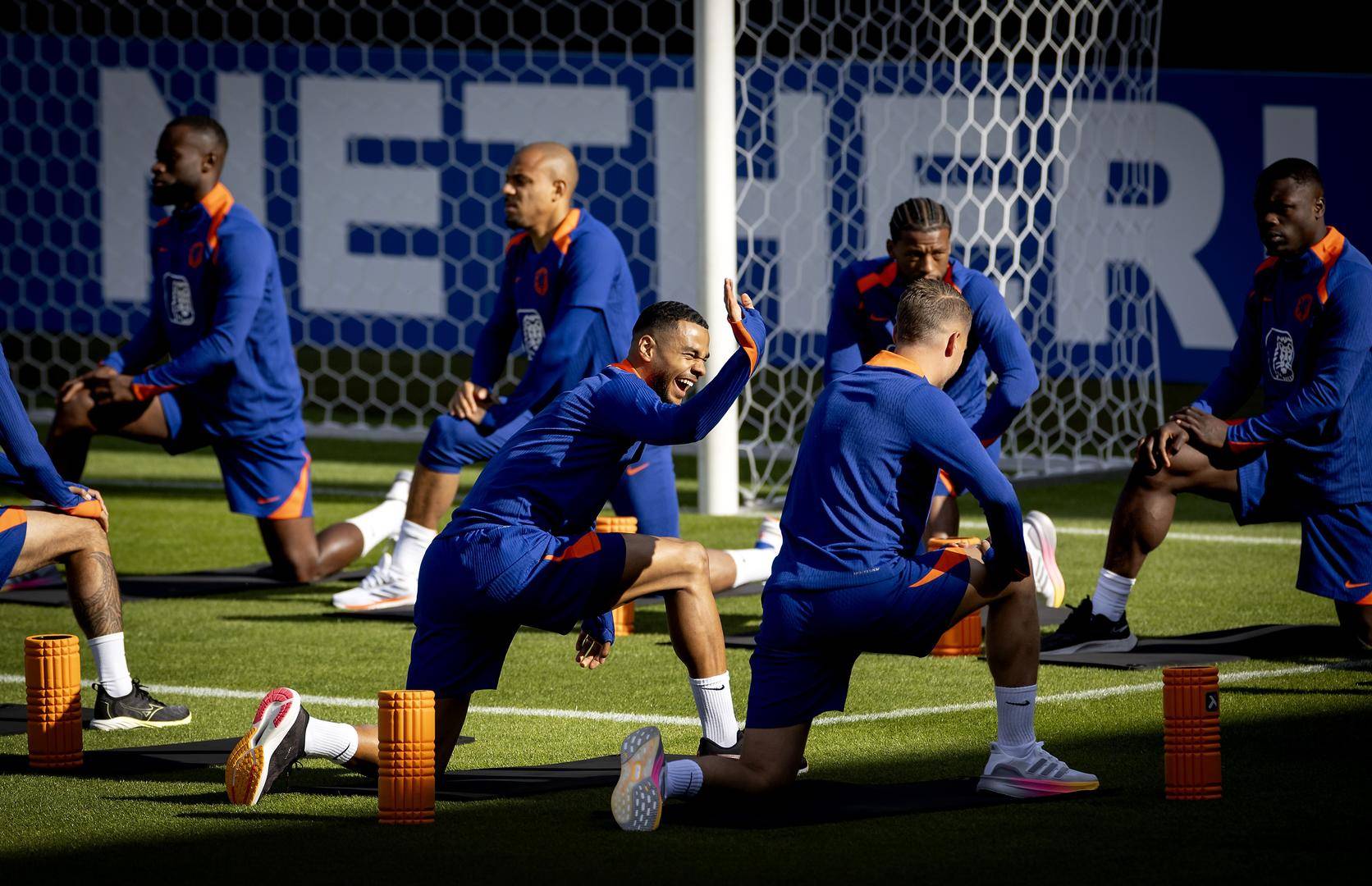 瑞士队淘汰奥地利,挺进欧洲国家联赛四强的简单介绍 瑞士队淘汰奥地利,挺进欧洲国家联赛四强的简单介绍