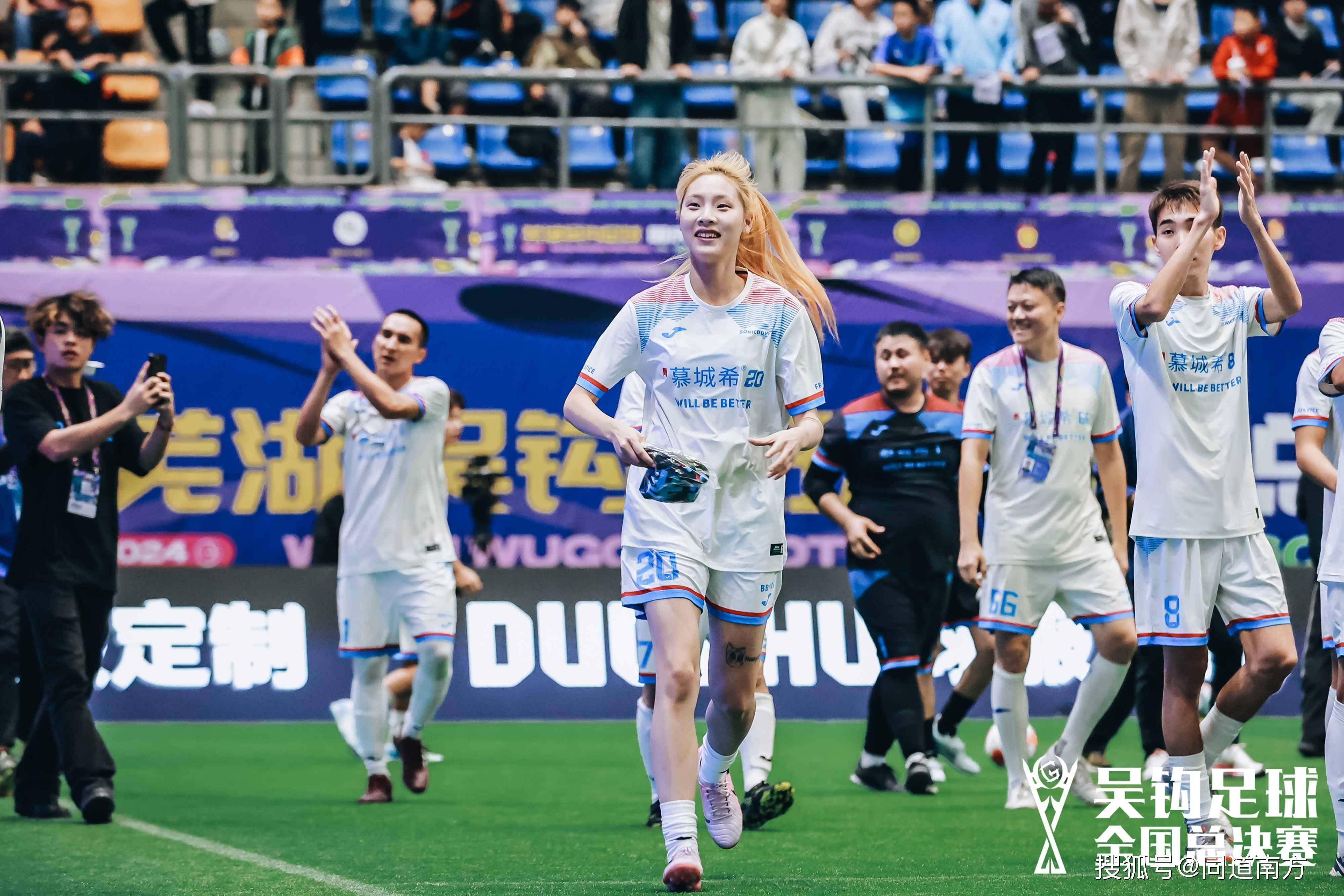 包含国际友谊赛最新比赛报道抵达的词条 包含国际友谊赛最新比赛报道抵达的词条