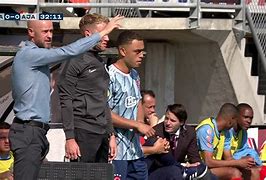 关于阿贾克斯英勇突围，力克强敌的信息