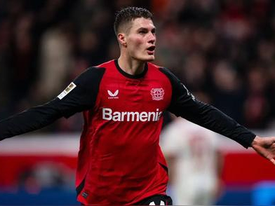 勒沃库森客场大胜,豪取连胜保持争冠势头的简单介绍 勒沃库森客场大胜,豪取连胜保持争冠势头的简单介绍