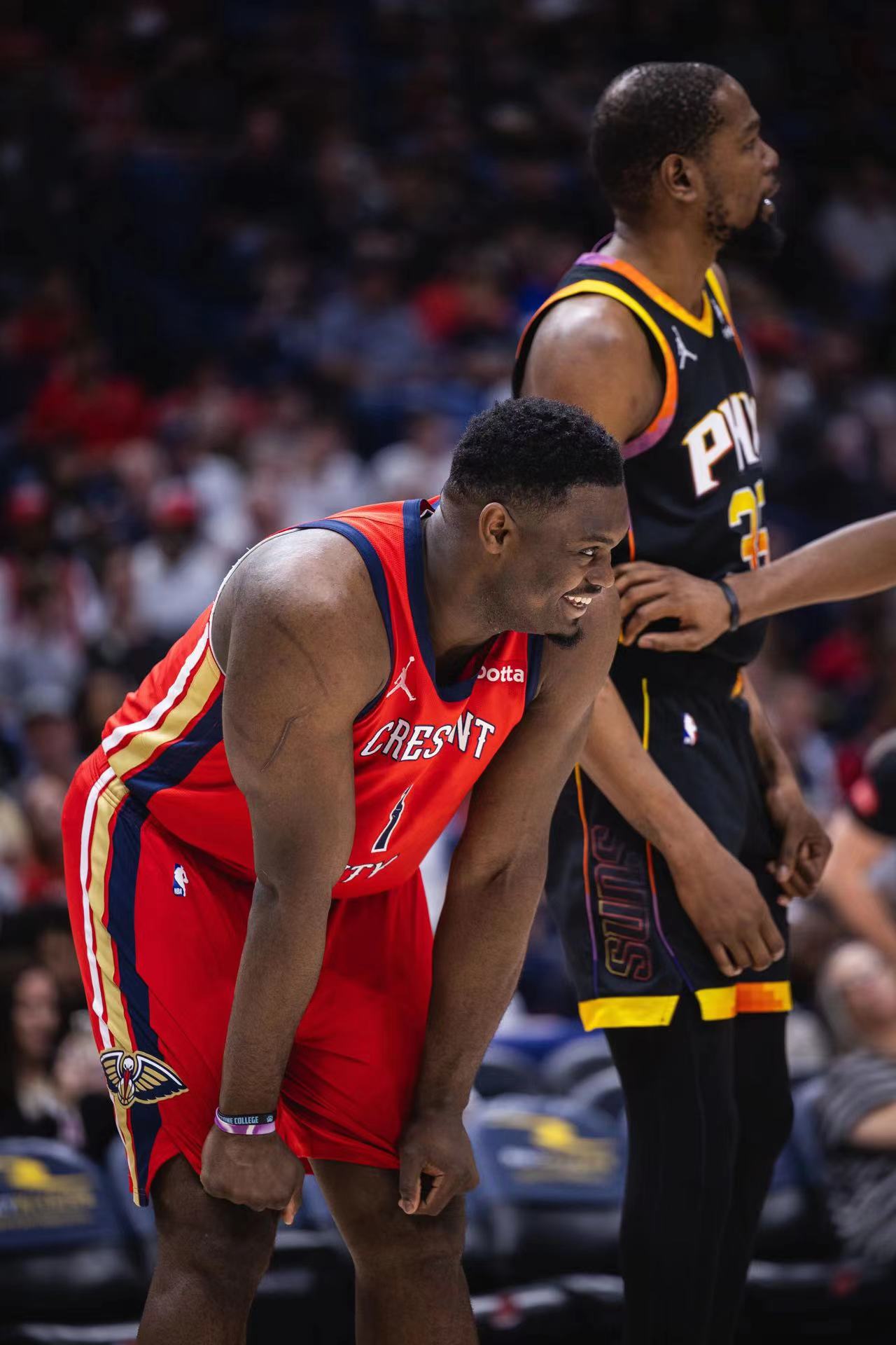 包含主力球员闪光，球队高歌猛进取得胜利的词条