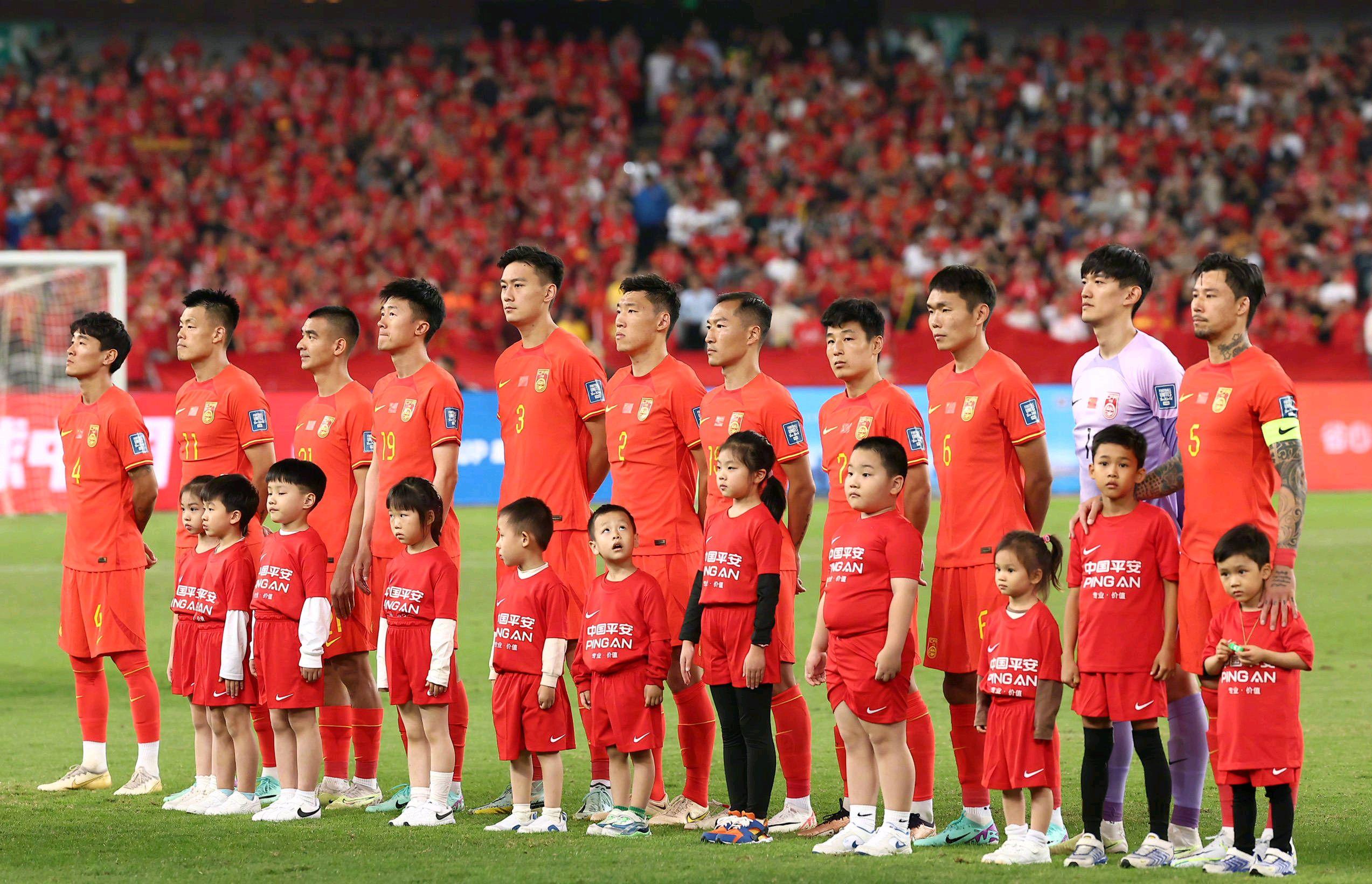 关于国内足球盛况空前,各队实力激烈碰撞的信息 关于国内足球盛况空前,各队实力激烈碰撞的信息