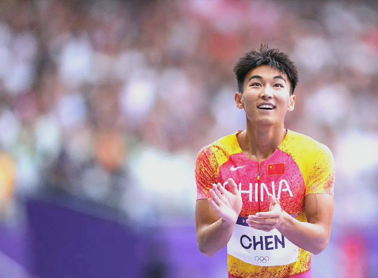 开云体育app-惊艳表现！金牌得主庆祝夺冠胜利的简单介绍