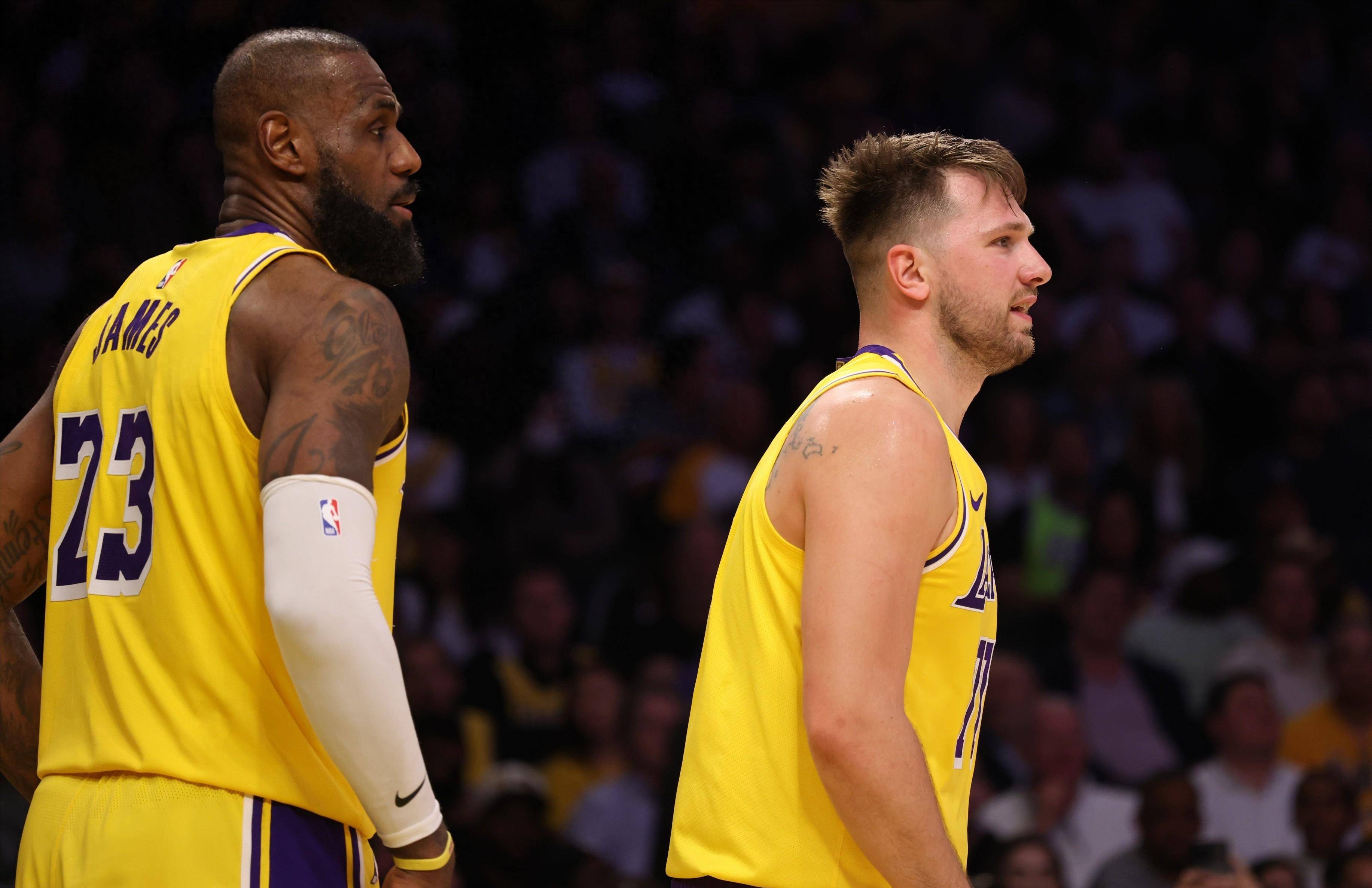 公牛后卫发威,独得分率队赢球的简单介绍 公牛后卫发威,独得分率队赢球的简单介绍