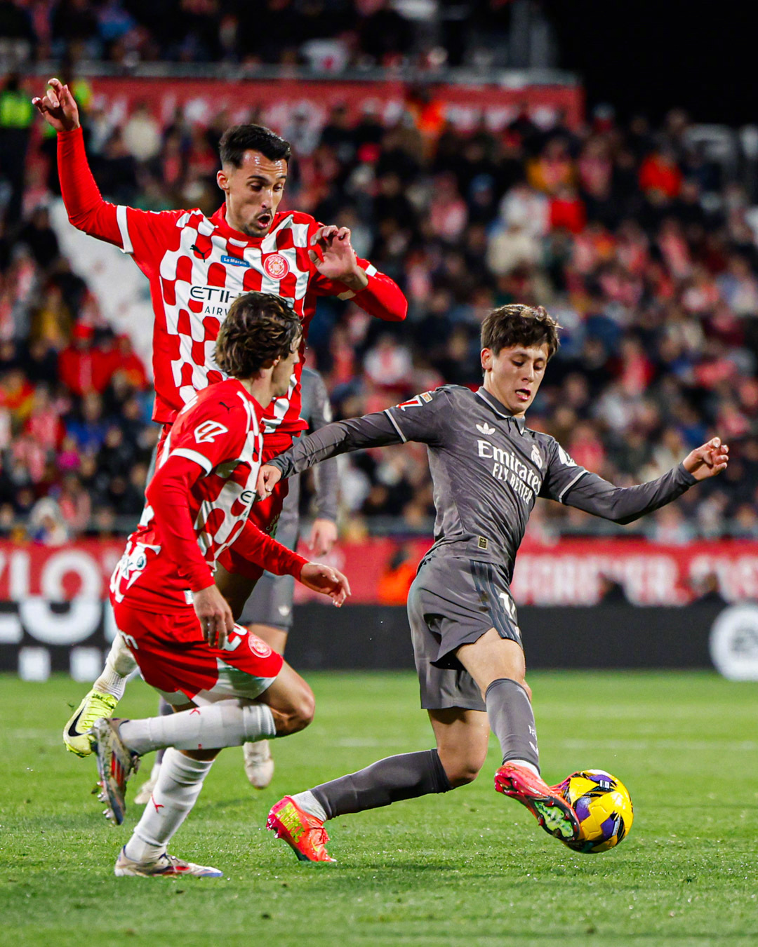 皇马决胜切尔西,磨刀霍霍待战 皇马决胜切尔西,磨刀霍霍待战