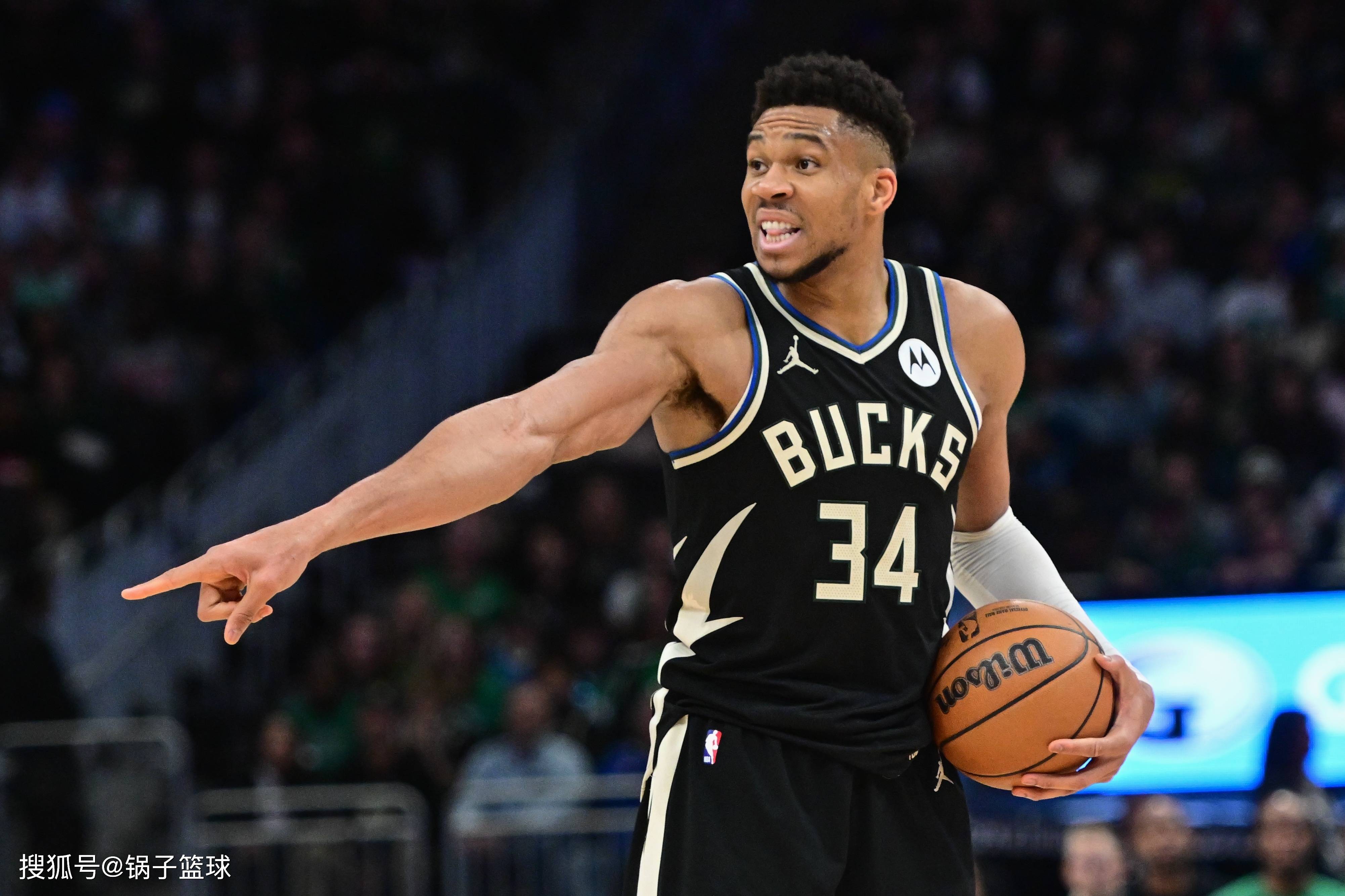 雄鹿队签下超级球星,阵容更加强大 雄鹿队签下超级球星,阵容更加强大