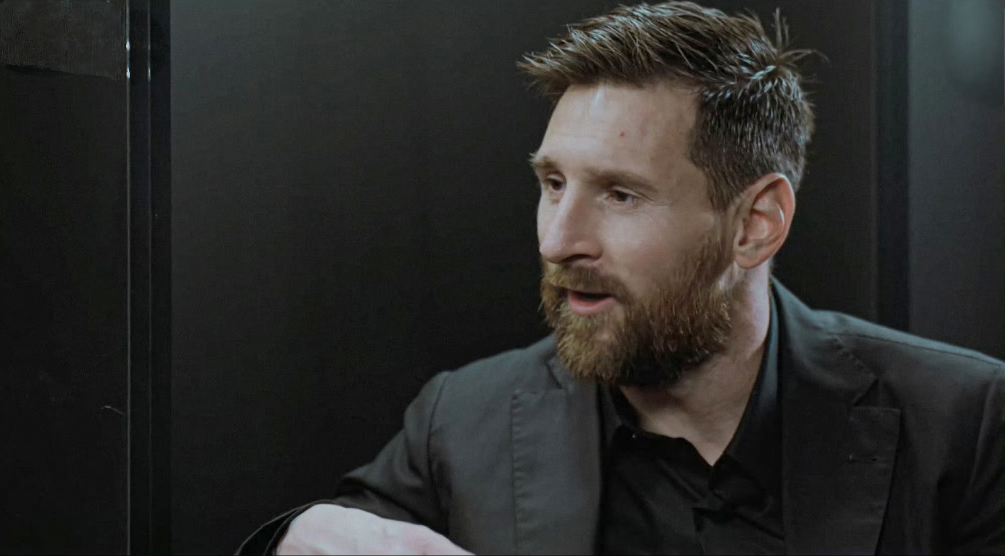 巴黎攻势如潮,梅西神奇帽子戏法 巴黎攻势如潮,梅西神奇帽子戏法