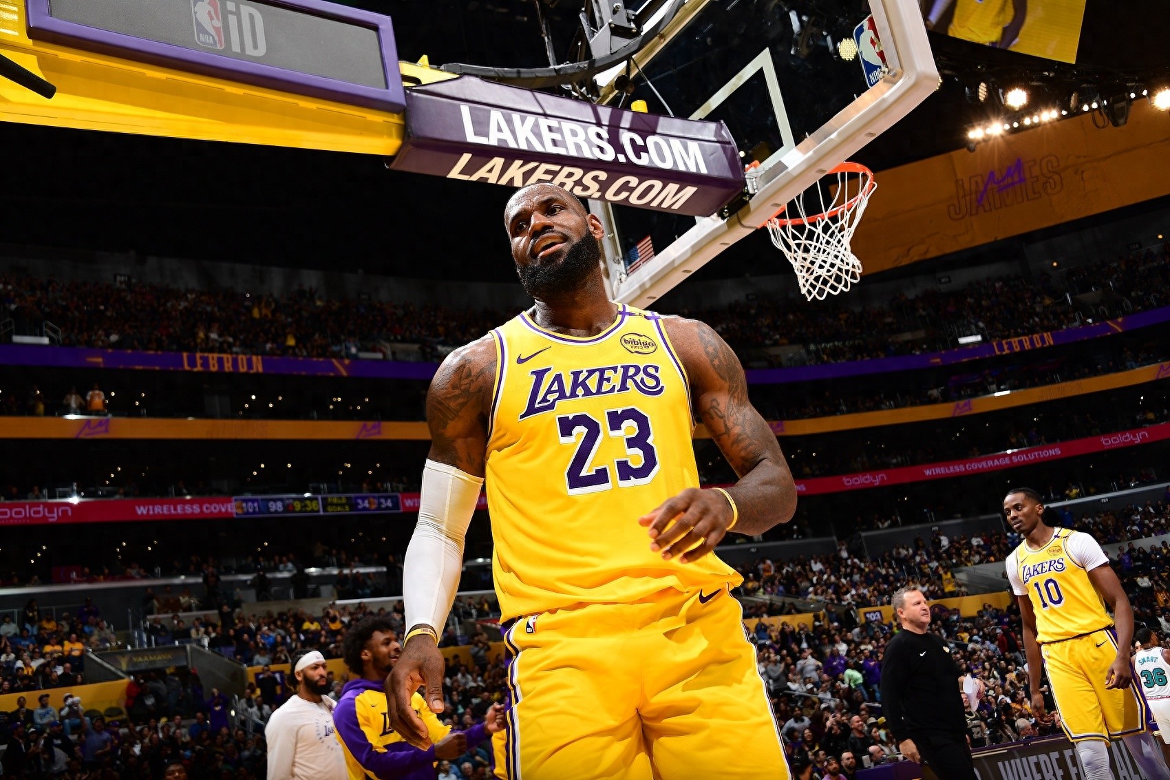 喜忧参半!出色表现球队再次擒获胜利 喜忧参半!出色表现球队再次擒获胜利