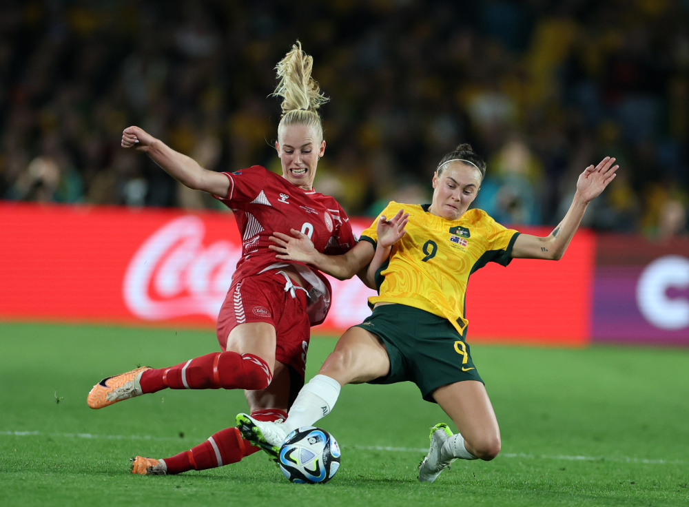 女足比赛中,荷兰队战胜对手晋级决赛 女足比赛中,荷兰队战胜对手晋级决赛