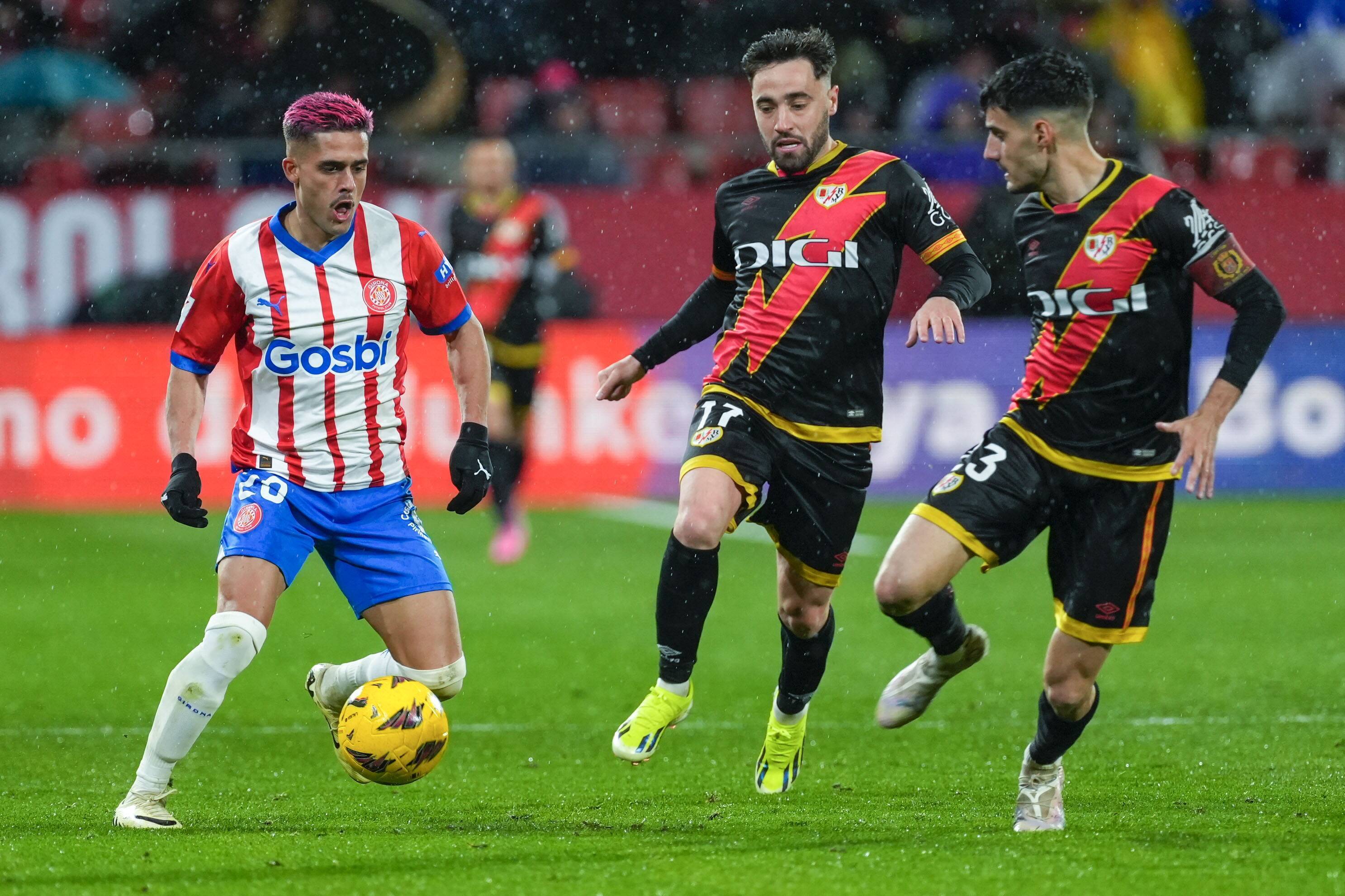 专业足球联赛新变化引发热议 专业足球联赛新变化引发热议