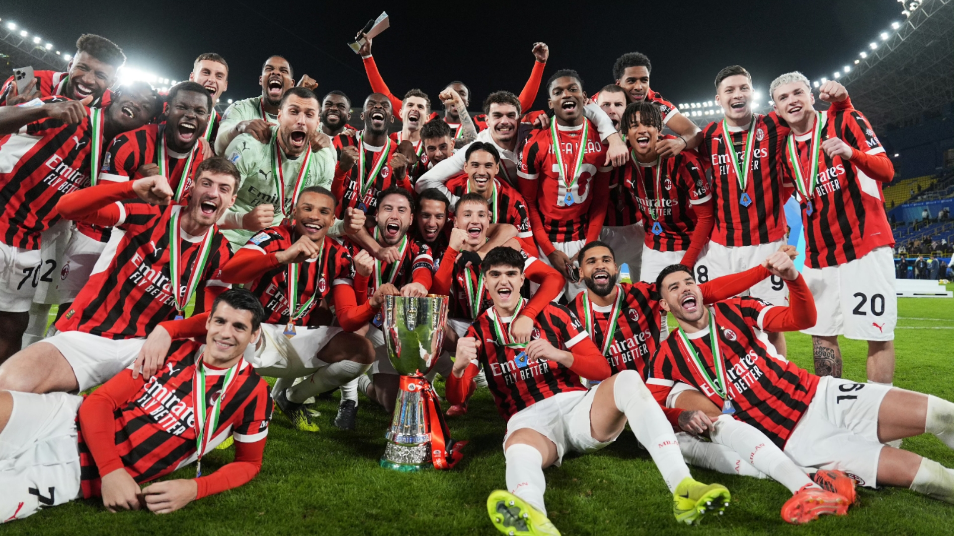 开云体育APP下载-意大利队表现出色，成功晋级欧洲杯四强