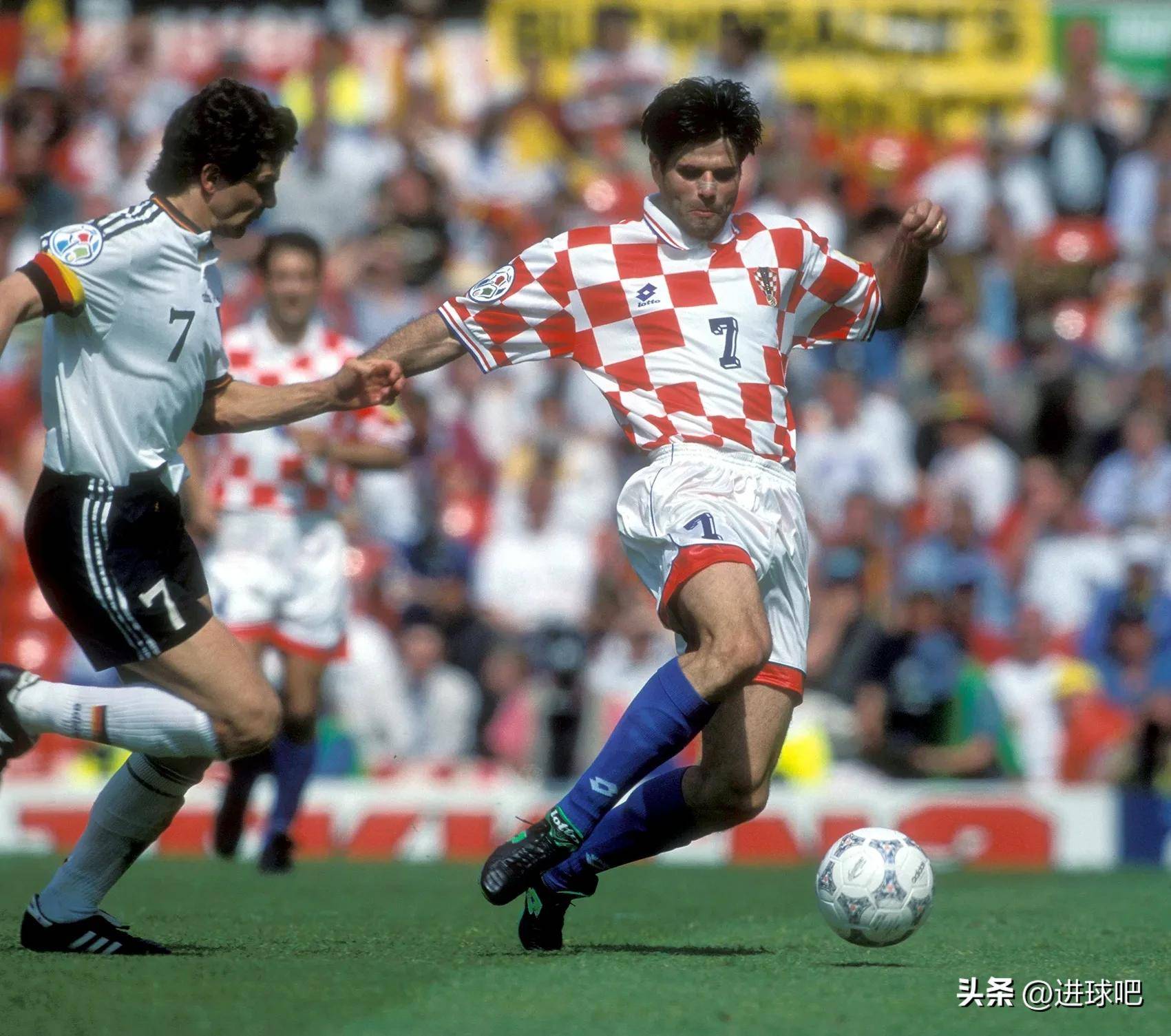 包含克罗地亚在欧洲杯预选赛中击败斯洛伐克,晋级下一轮的词条 包含克罗地亚在欧洲杯预选赛中击败斯洛伐克,晋级下一轮的词条