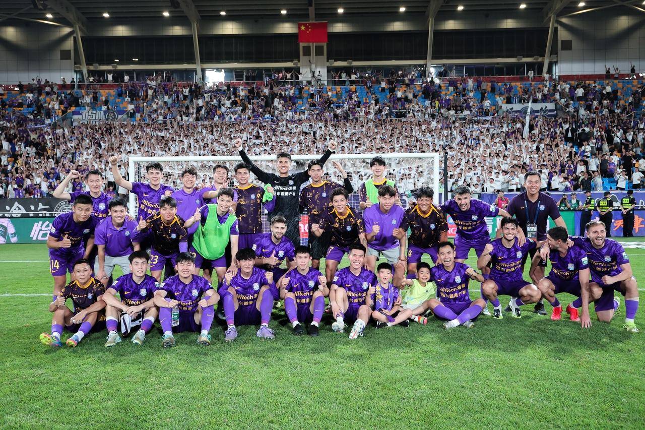 关于天津泰达客场逼平对手，团结拼搏的信息