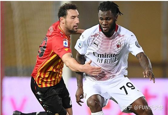 里昂主场告捷,卫冕冠军依旧稳坐榜首的简单介绍 里昂主场告捷,卫冕冠军依旧稳坐榜首的简单介绍