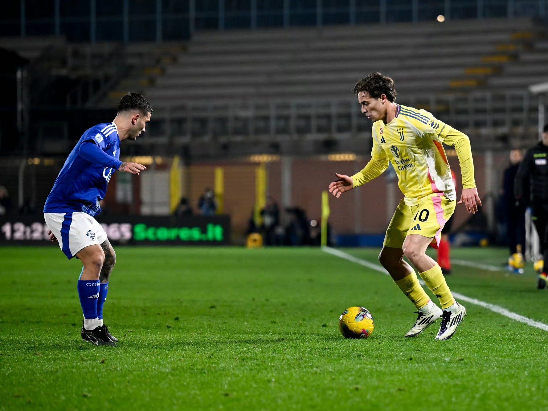 开云体育在线-尤文图斯队员合力防守，绝地反击制胜的简单介绍