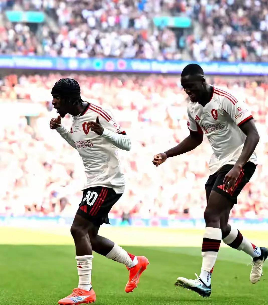 开云体育APP下载-利物浦新援首秀，表现抢眼荣膺一战之王，现身说法的简单介绍