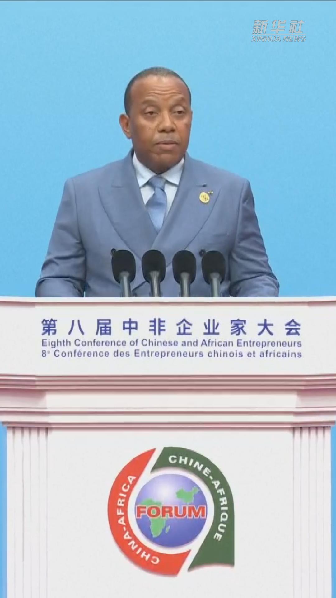 开云体育-关于圣多美和普林西比主教练费尔南德斯寄语球员：拼尽全力的信息