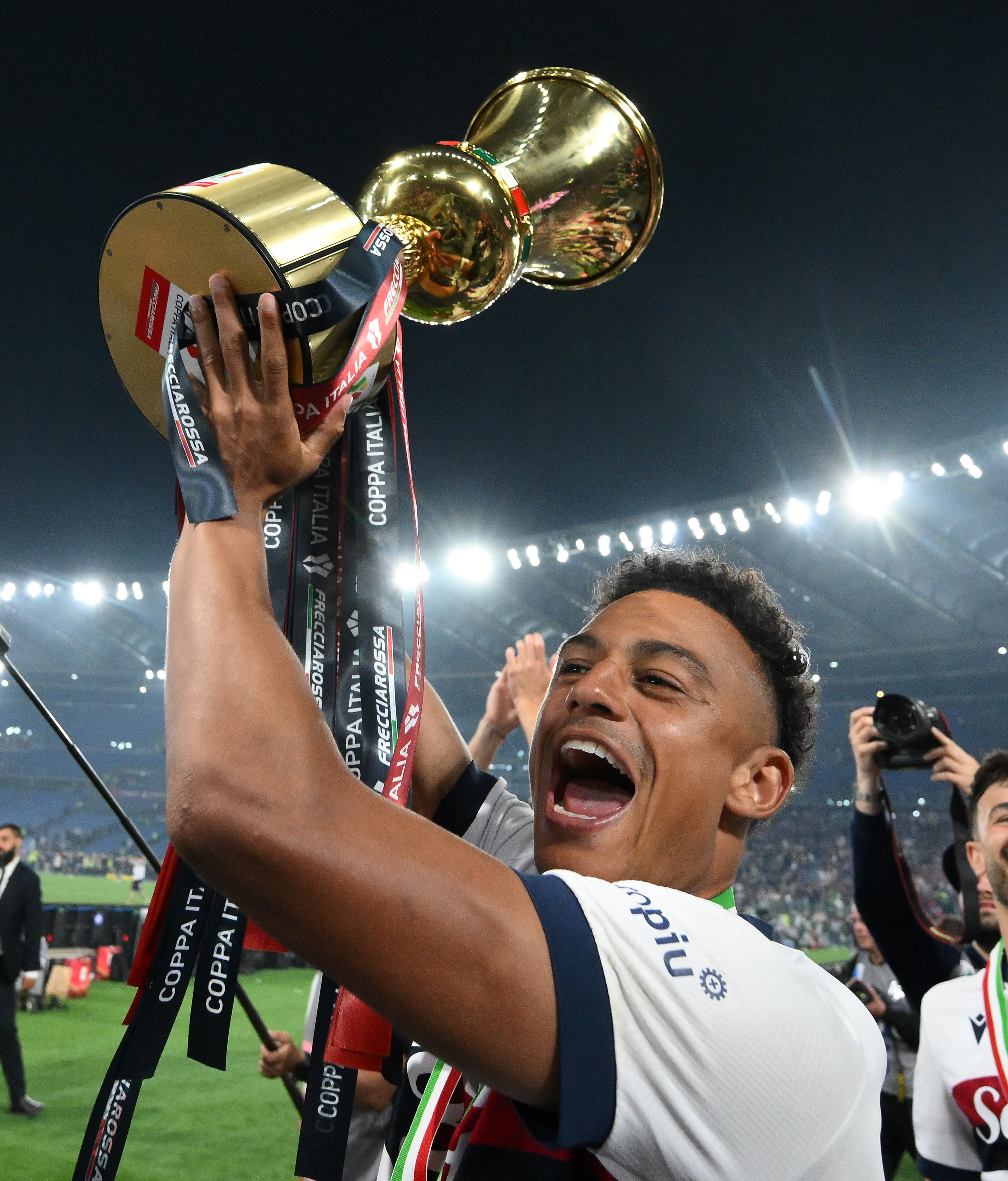 关于罗马将在周日迎战博洛尼亚,力争取得胜利的信息 关于罗马将在周日迎战博洛尼亚,力争取得胜利的信息