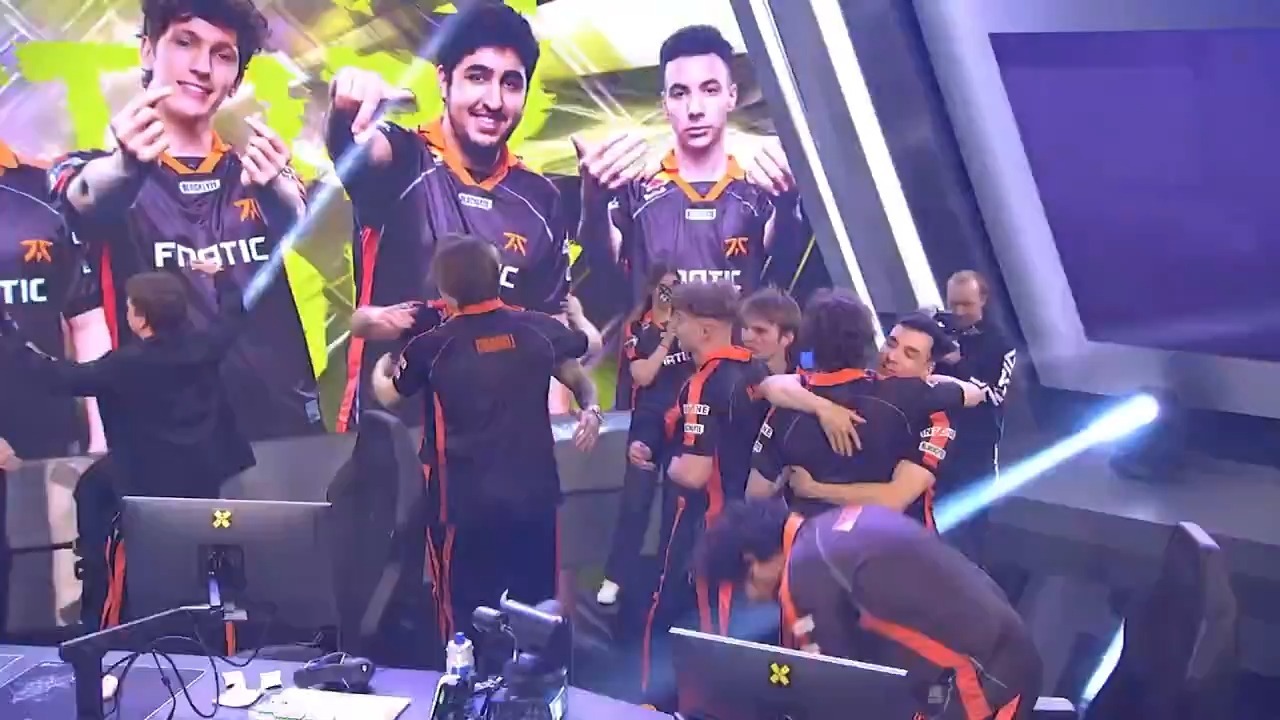 FNC绝杀DFM,Meiko打出惊人五杀顶尖较量淘汰赛,引爆全场热议的简单介绍 FNC绝杀DFM,Meiko打出惊人五杀顶尖较量淘汰赛,引爆全场热议的简单介绍