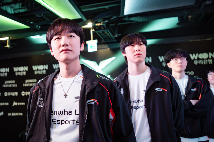 DK轻取HLE,Hanssama关键团战开团秒人宿命之战八强赛,点燃全场激情 DK轻取HLE,Hanssama关键团战开团秒人宿命之战八强赛,点燃全场激情