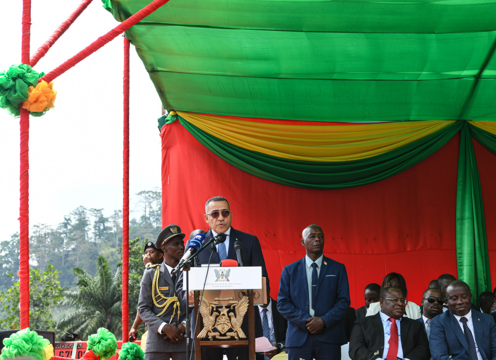 圣多美和普林西比体操名将火力全开,勇夺金牌 圣多美和普林西比体操名将火力全开,勇夺金牌