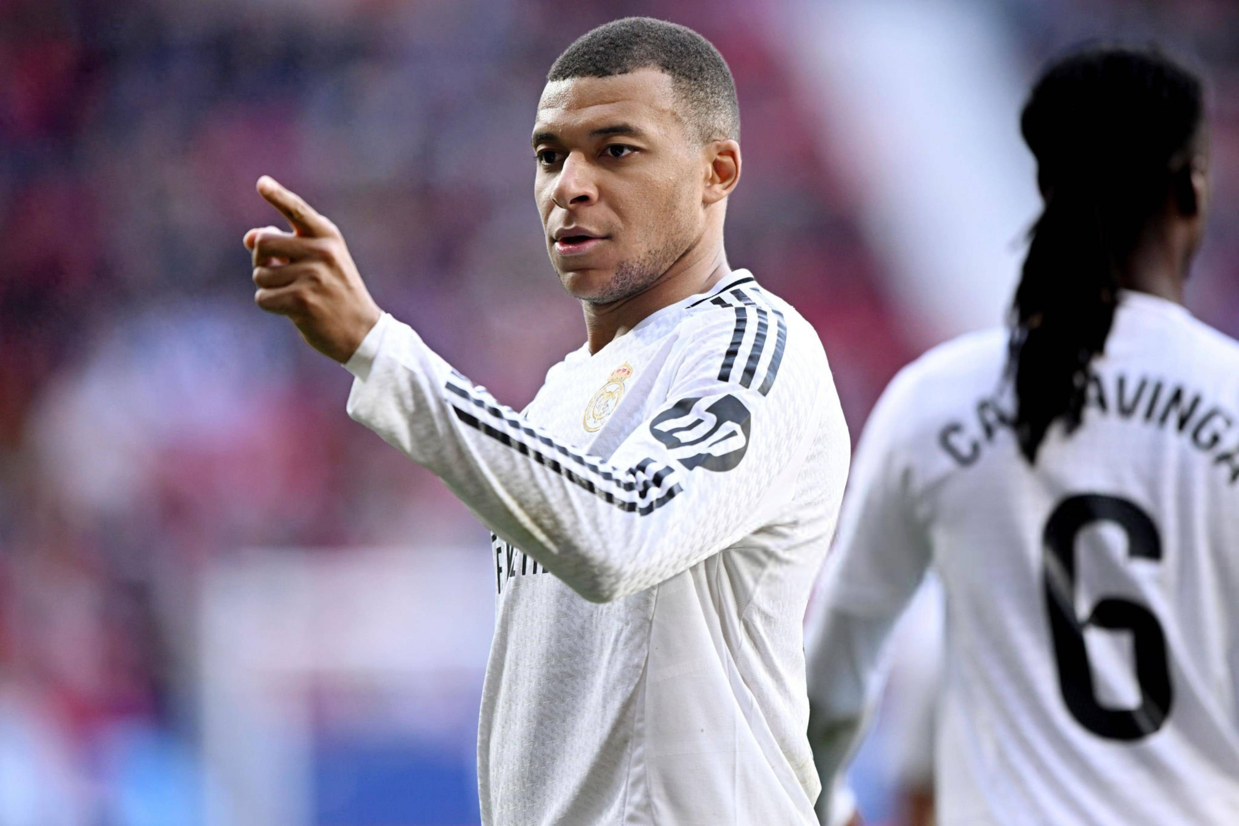 英超豪门引进荷兰新后卫,提升球队防线实力 英超豪门引进荷兰新后卫,提升球队防线实力