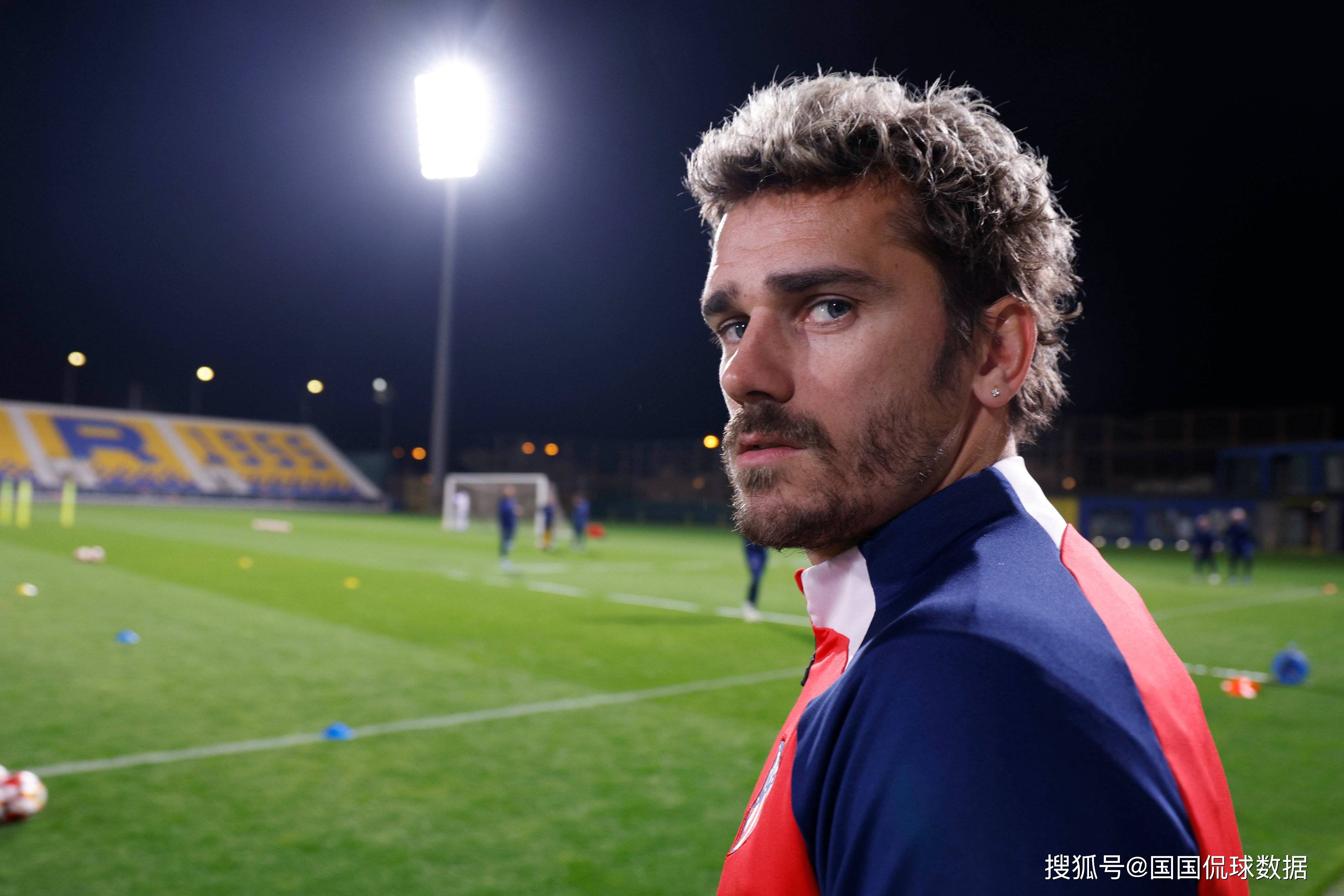 马竞球员伤愈复出,球队战力大增 马竞球员伤愈复出,球队战力大增