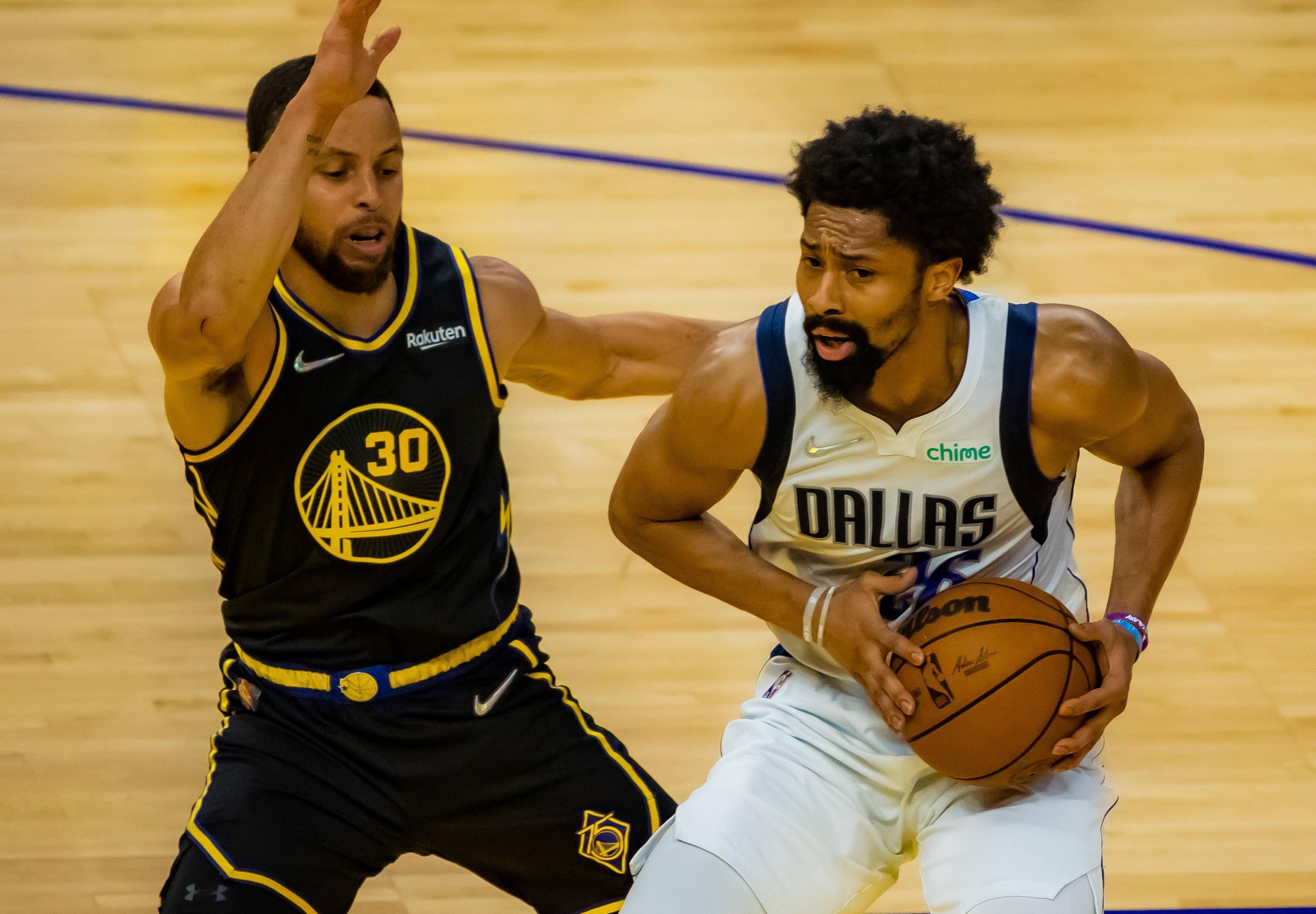 开云体育官方网站-快船击败爵士，取得系列赛领先