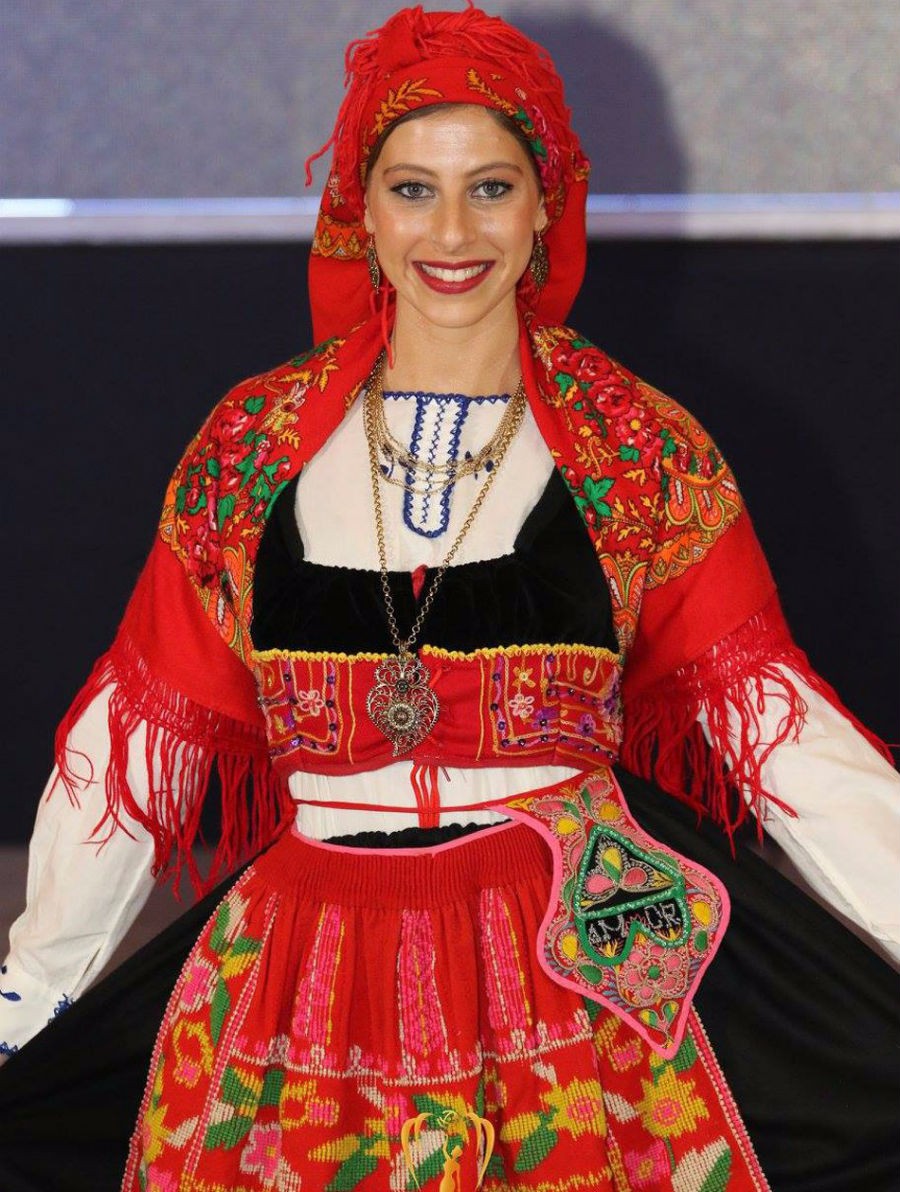 开云体育APP下载-瑞典队擒下智利，小组赛领先一步