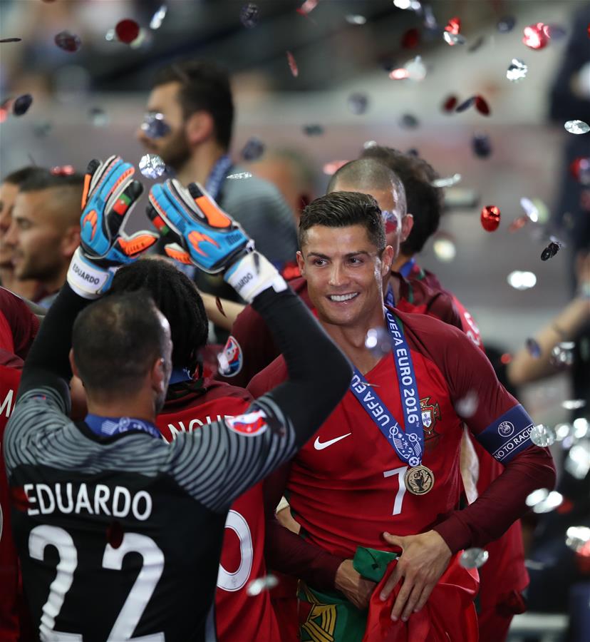 葡萄牙队逆转法国队,奥恰洛夫高光表现 葡萄牙队逆转法国队,奥恰洛夫高光表现